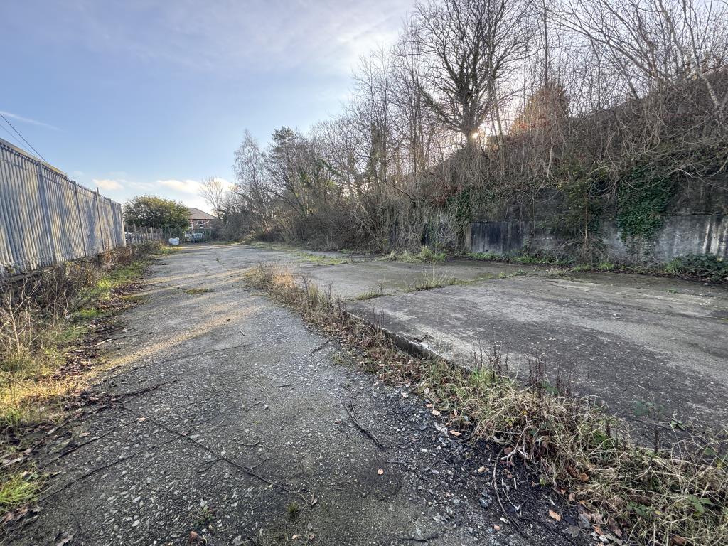 Lot: 39 - FREEHOLD LAND WITH POTENTIAL - View of land